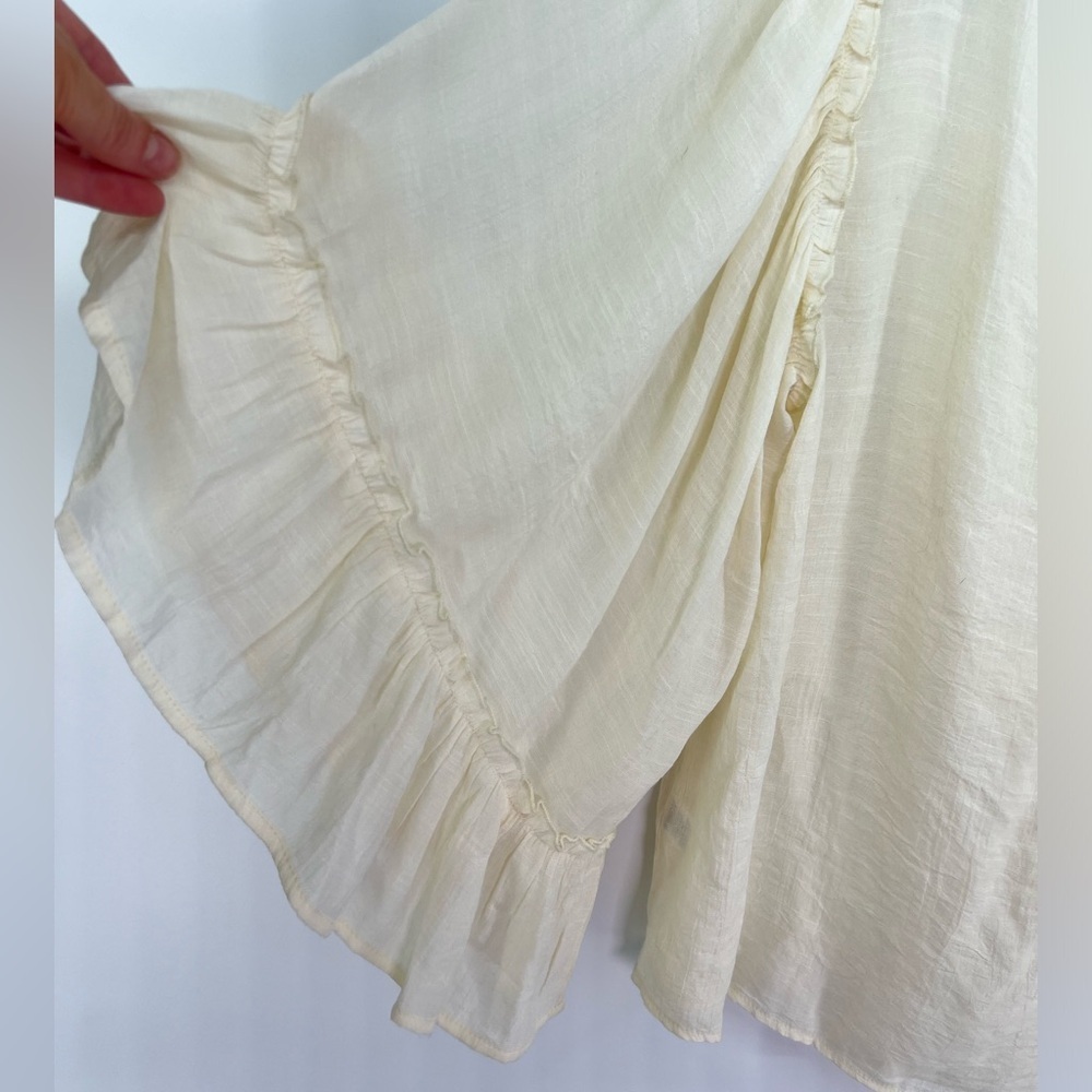 Les Soers Semi Sheer Beige Cream Tie Front Peasant Blouse Bell Sleeves Medium - Picture 6 of 8